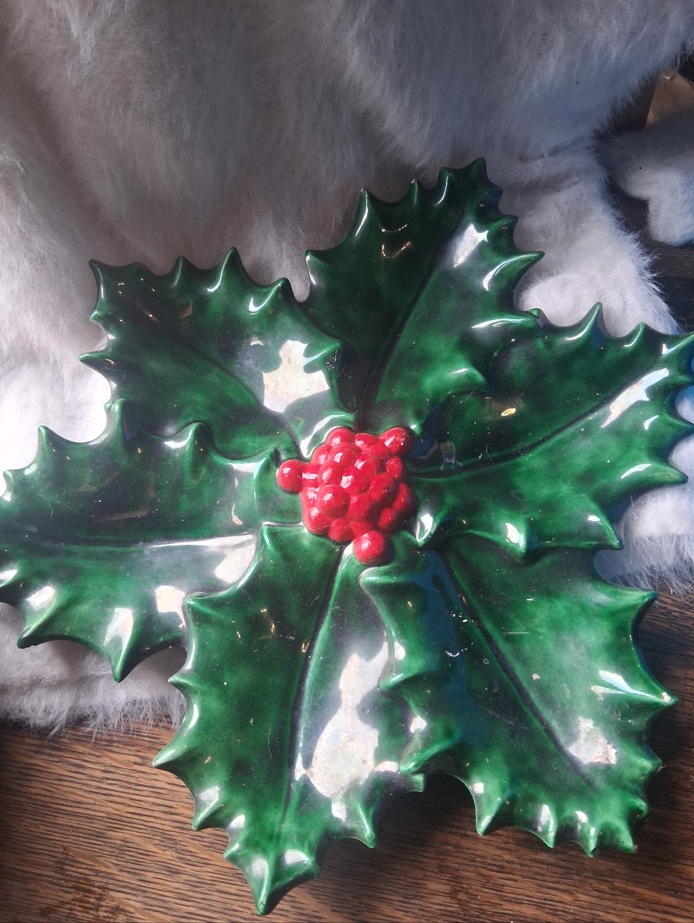 Festive Green Holly Leaf Ceramic Serving Platter with Red Berries - Home Holiday